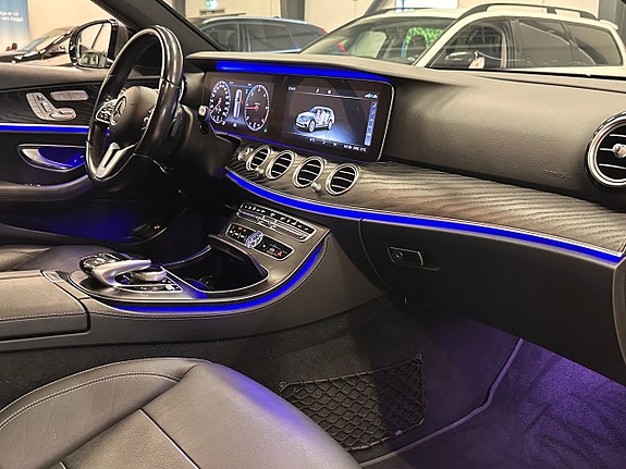 Mercedes-Benz E220 d 12 of 30