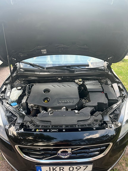 Volvo V40 16 of 16