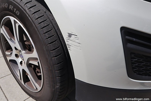 Volvo XC60 13 of 24