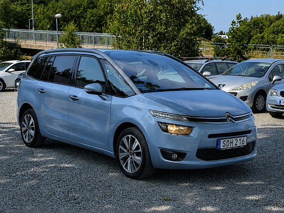 Citroen Grand C4 Picasso 2 of 22