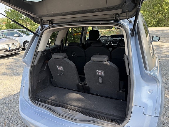 Citroen Grand C4 Picasso 19 of 22
