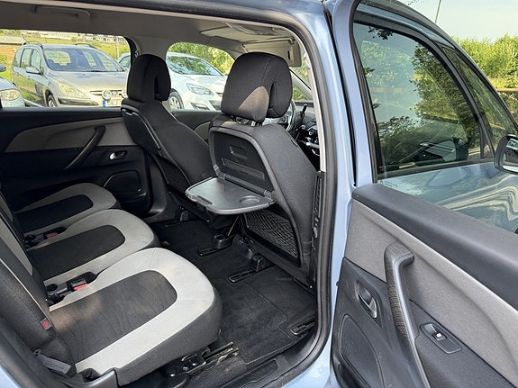 Citroen Grand C4 Picasso 14 of 22