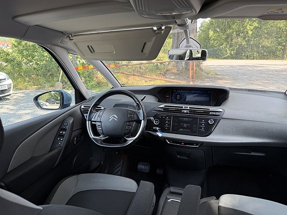 Citroen Grand C4 Picasso 10 of 22