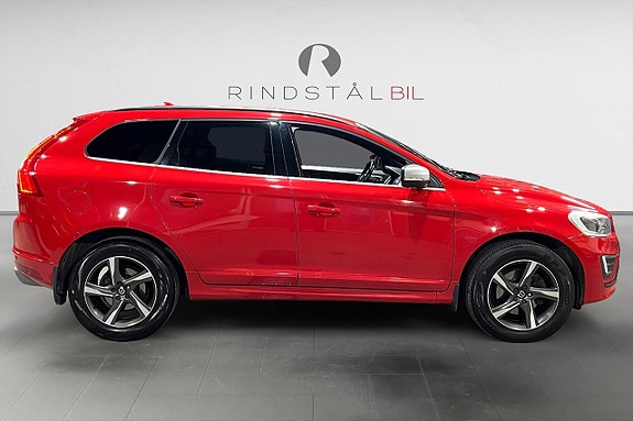 Volvo XC60 8 of 17