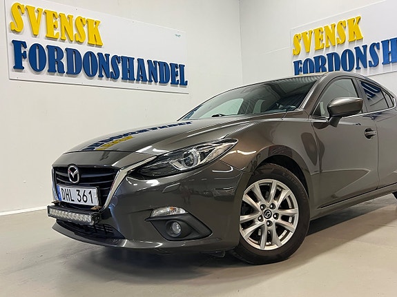 Mazda 3 2 of 29