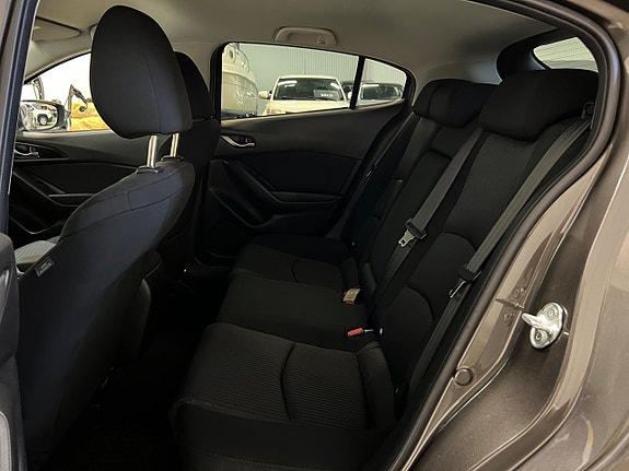 Mazda 3 16 of 29