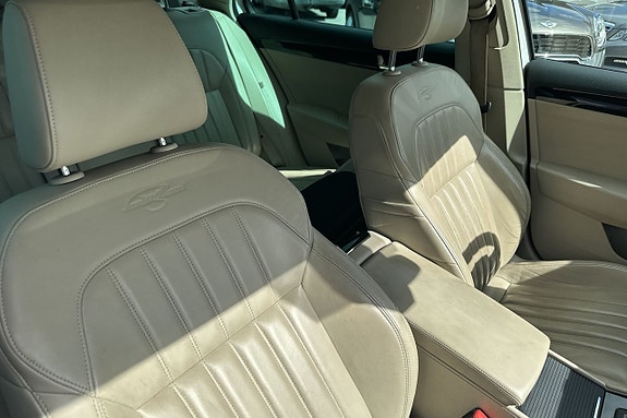 Skoda Superb 15 of 30