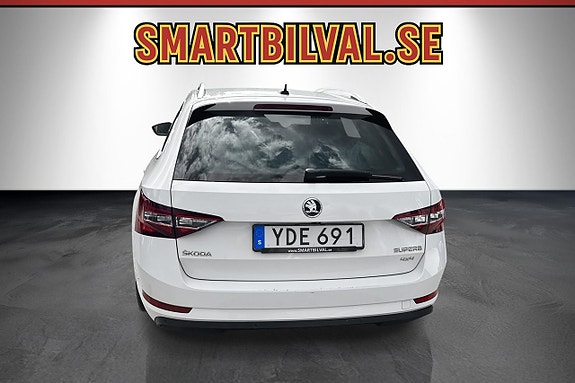 Skoda Superb 6 of 30