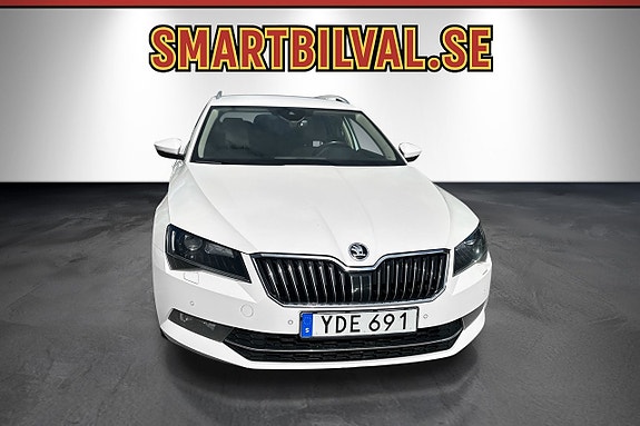 Skoda Superb 10 of 30