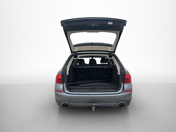 BMW 520d 28 of 30