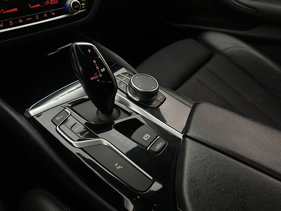 BMW 520d 27 of 30