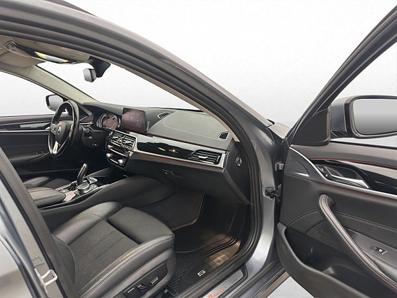 BMW 520d 25 of 30