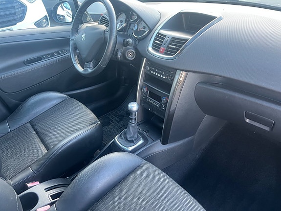 Peugeot 207 5 of 6