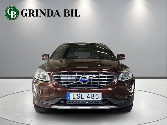 Volvo XC60 5 of 30