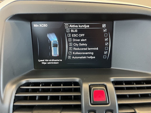 Volvo XC60 18 of 30