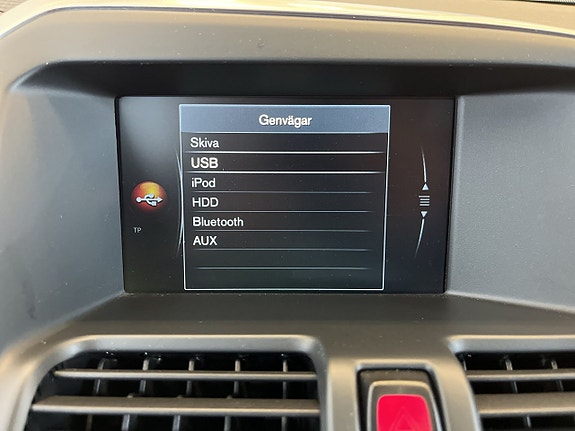 Volvo XC60 19 of 30
