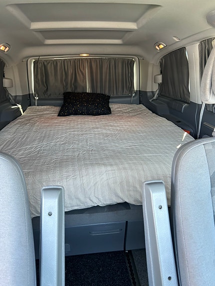 Mercedes-Benz Viano 7 of 7