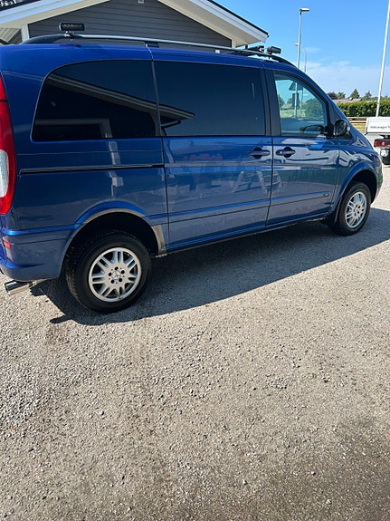 Mercedes-Benz Viano 6 of 7