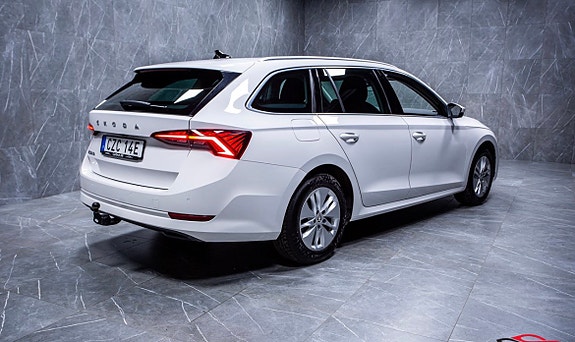 Skoda Octavia 4 of 15