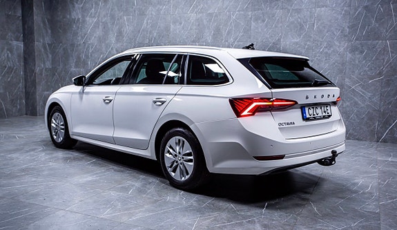 Skoda Octavia 3 of 15
