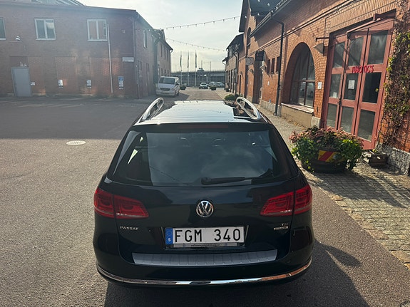 Volkswagen Passat 6 of 9