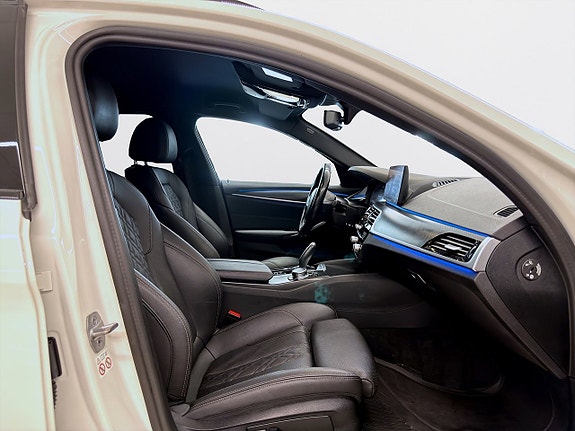 BMW 530e 19 of 19