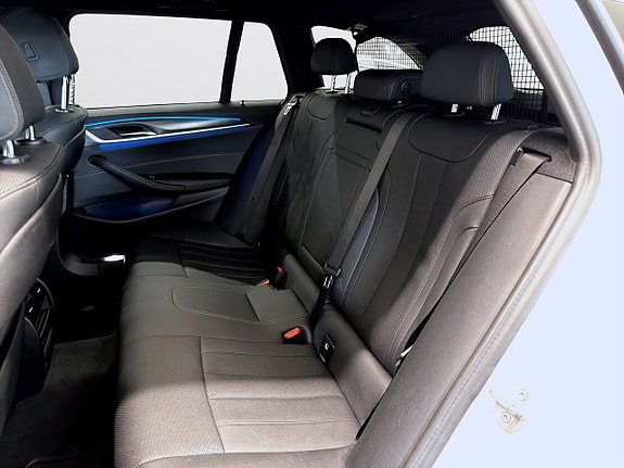 BMW 530e 13 of 19