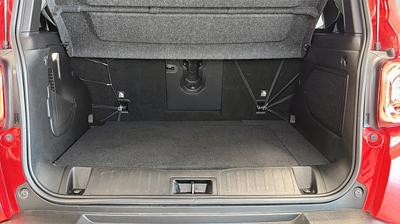 Jeep Renegade 10 of 21