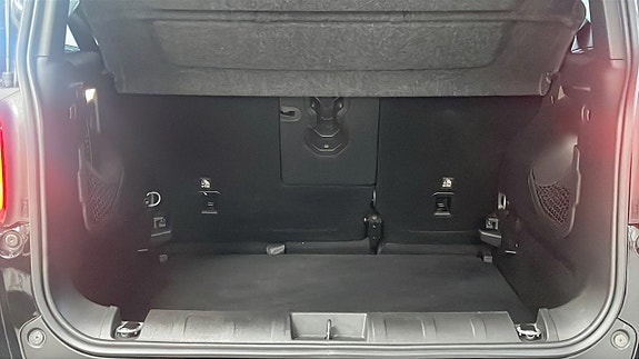 Jeep Renegade 10 of 23