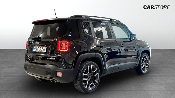 Jeep Renegade 2 of 23