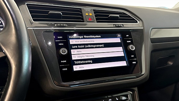 Volkswagen Tiguan 15 of 21