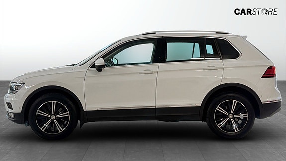 Volkswagen Tiguan 6 of 21