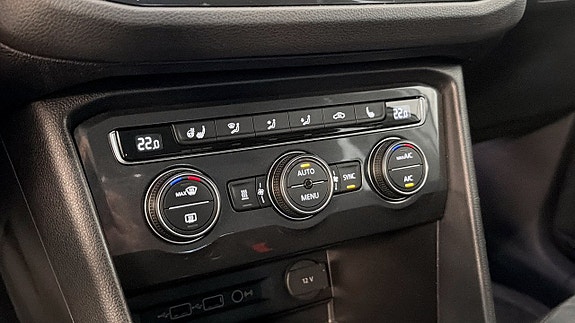 Volkswagen Tiguan 16 of 21