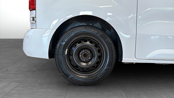 Peugeot e-Expert 9 of 20