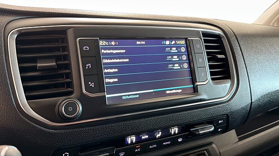 Peugeot e-Expert 13 of 20