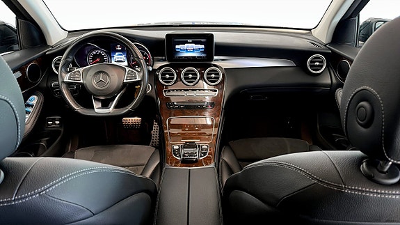 Mercedes-Benz GLC250 d 4 of 23