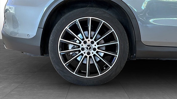 Mercedes-Benz GLC250 d 9 of 23