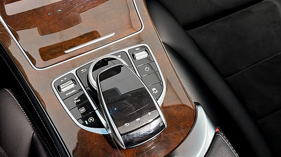 Mercedes-Benz GLC250 d 17 of 23
