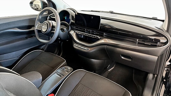 Fiat 500e 4 of 23