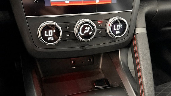 Renault Kadjar 17 of 25