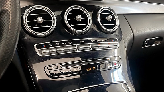 Mercedes-Benz C220 d 17 of 22