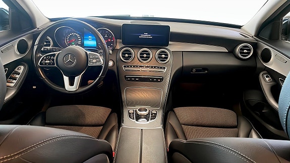 Mercedes-Benz C220 d 4 of 23