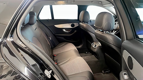 Mercedes-Benz C220 d 5 of 23