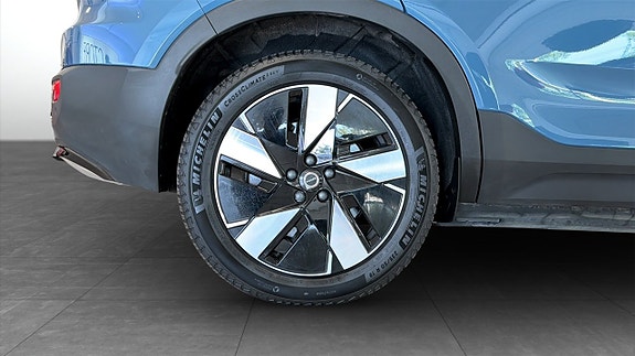 Volvo C40 9 of 21