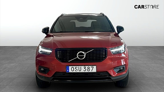 Volvo XC40 8 of 25