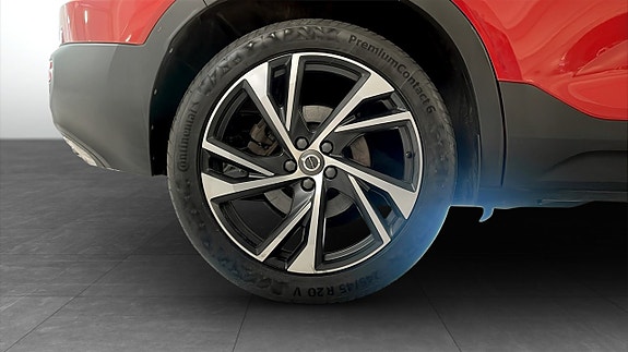 Volvo XC40 9 of 25