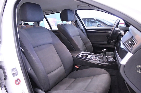 BMW 520d 18 of 30