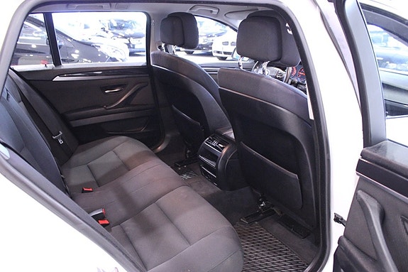 BMW 520d 20 of 30