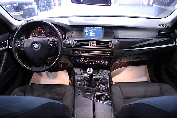 BMW 520d 14 of 30