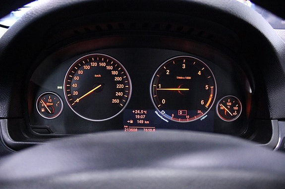 BMW 520d 22 of 30